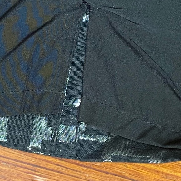 Banana Republic Factory black and silver metallic mini skirt lined holiday Sz 2 - Picture 5 of 11